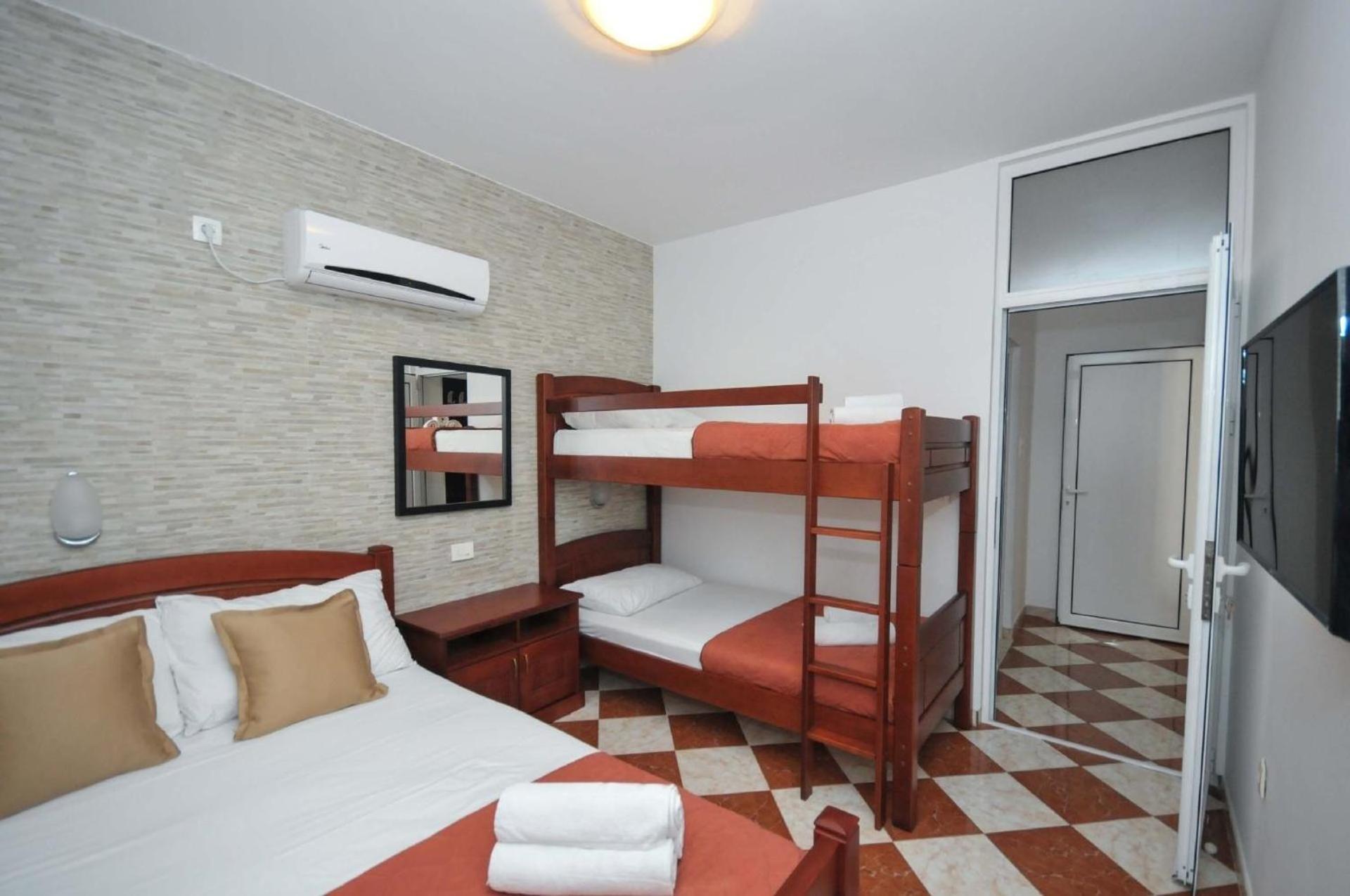 Ferienwohnung Fuer 4 Personen Ca 55 M In Budva, Adriakueste Montenegro Kueste Um Budva Exterior photo